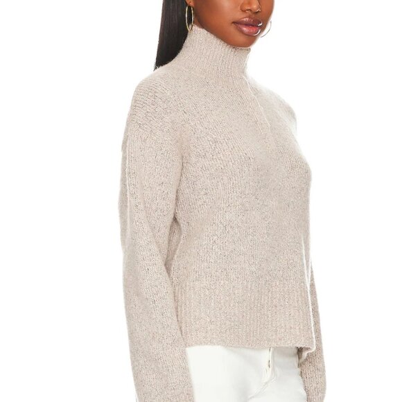 Revolve 525 Boxy Snap Front Henley - Size XL - Picture 4 of 4